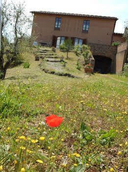 Fullino Nero Rta - Residenza Turistico Alberghiera Casa de Campo Siena